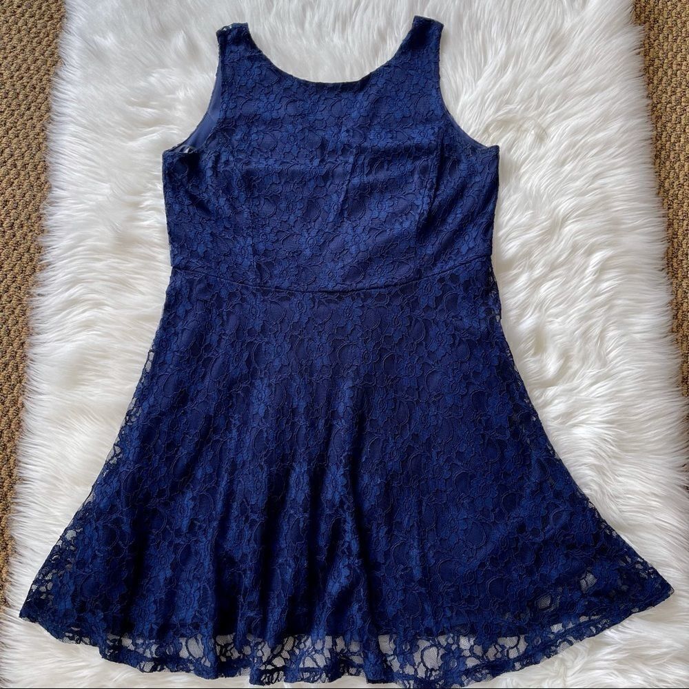 Navy Women’s Lace Dress Size 2X